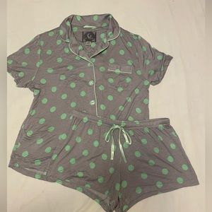 Medium grey and green polka dot pajama set